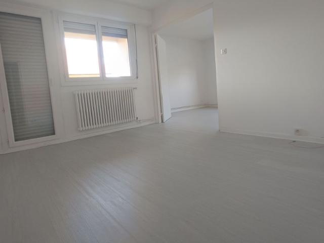 BETHONCOURT Appartement T3 en rez de chaussée, Bethoncourt 25200
