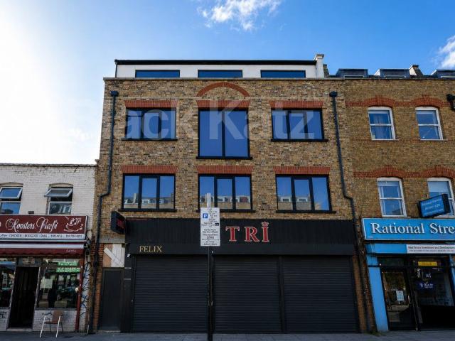 Bethnal Green Road, Bethnal Green E2, 2 bed flat to rent, £2,899 pcm | PrimeLocation