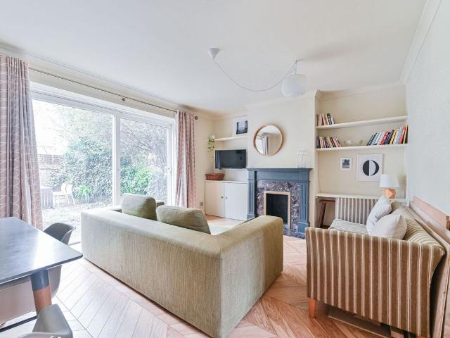 Bethwin Road, Camberwell, London SE5, 3 bed maisonette to rent, £3,000 pcm | PrimeLocation
