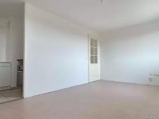 Béthune 62400 Achat / Vente appartement 2 pièces t2 au dernier étage parking