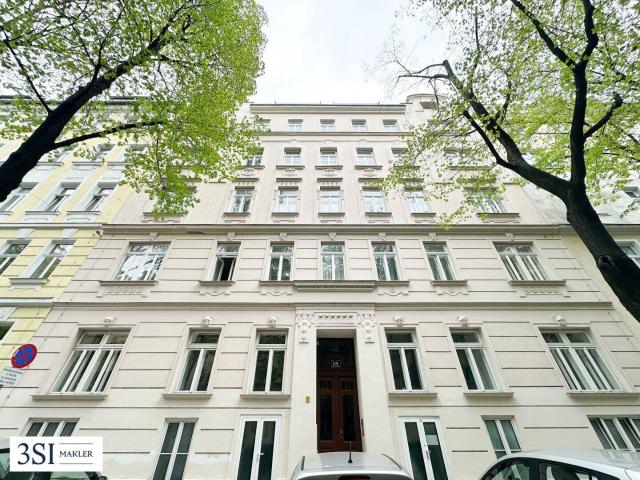 Betongold: Unbefristet vermietete Altbauwohnung zur Kapitalanlage mit 3,57% Rendite in ruhiger Seitenstraße des 2. Bezirks