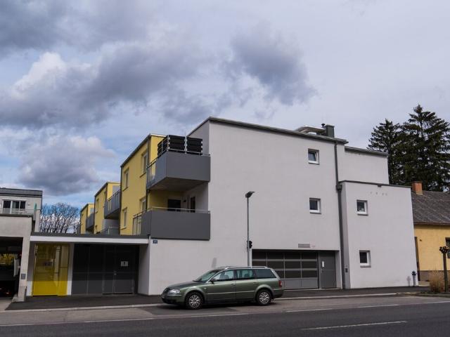 Betreuung möglich! helle 2 Zimmerwohnung mit Balkon in