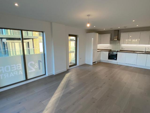 Betsom Place, Ashford TN23, 2 bed flat to rent, £1,425 pcm | PrimeLocation