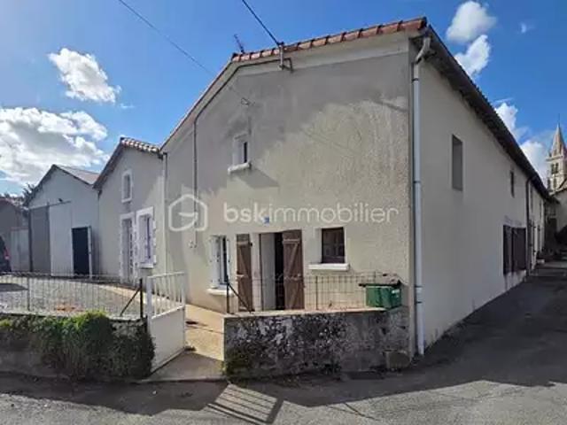 Beugnon Thireuil 79160 Achat / Vente maison 5 pièces t5
