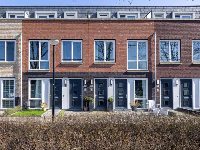 Beukenlaan 1Q, SPIJKENISSE D&S Vastgoed