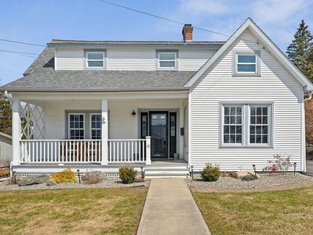 Beverly Ct, Saint Albans City, Home For Sale