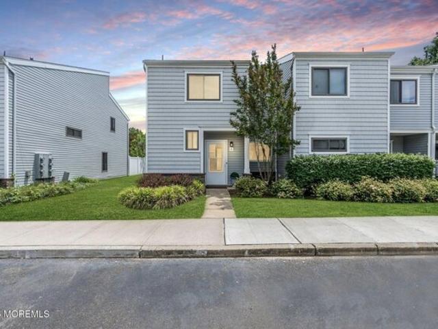 Beverly Ct, Tinton Falls, Home For Sale