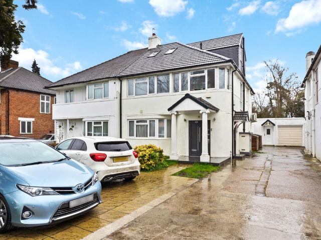 Beverley Way, London SW20, 2 bed flat to rent, £2,900 pcm | PrimeLocation