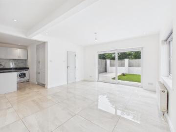 Beverley Gardens, Worcester Park, KT4 4 bed end of terrace house to rent £3,150 pcm £727 pw