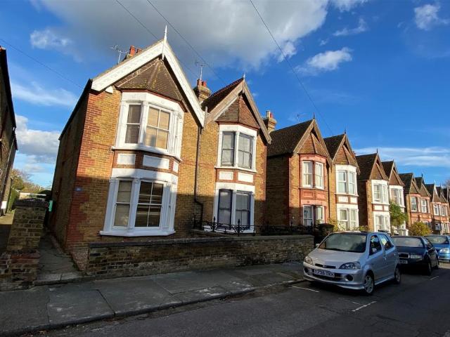 Beverley Road, Canterbury Ref 1809 CT2, 1 bed property to rent, £708 pcm | PrimeLocation