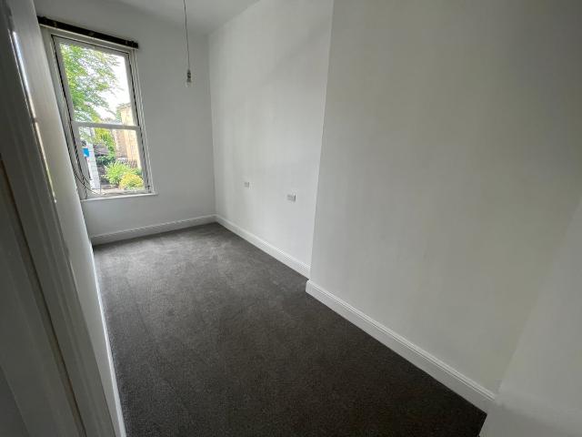 Beverley Road, Hull HU5, 1 bed flat to rent, £500 pcm | PrimeLocation