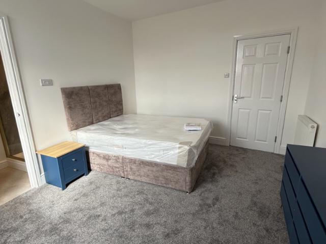 Beverley Road, Hull HU6 1 bed in a house share to rent £630 pcm £145 pw