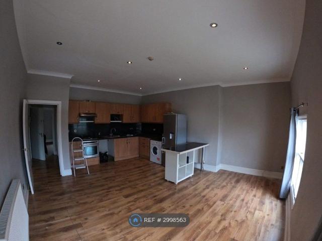 Beverley Road, Hull HU3, 2 bed flat to rent, £650 pcm | PrimeLocation
