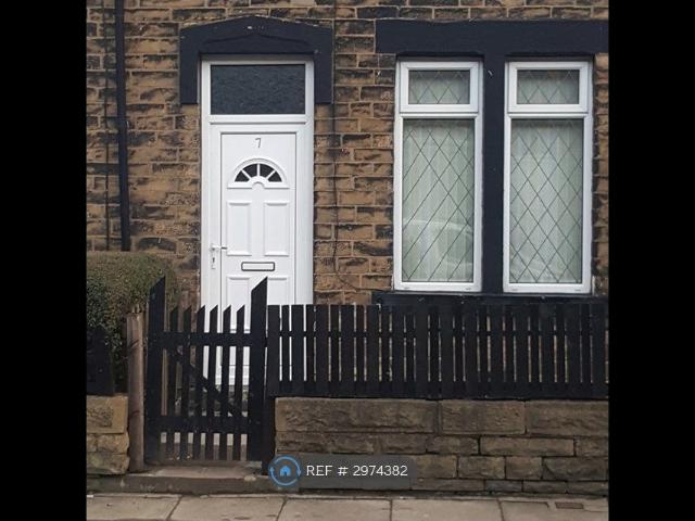 Beverley Street, Bradford BD4, 2 bed terraced house to rent, £800 pcm | PrimeLocation