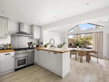 Bevin Square SW17, 3 bed detached house to rent, £4,000 pcm | PrimeLocation