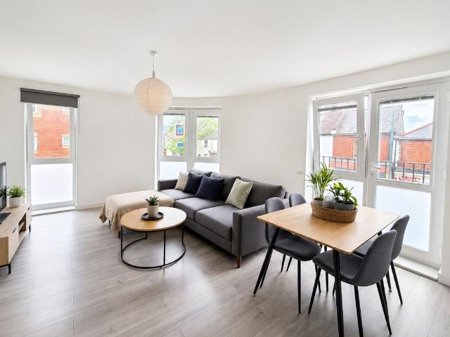 Bevois Valley Road, Southampton SO14, 2 bed flat to rent, £1,450 pcm | PrimeLocation