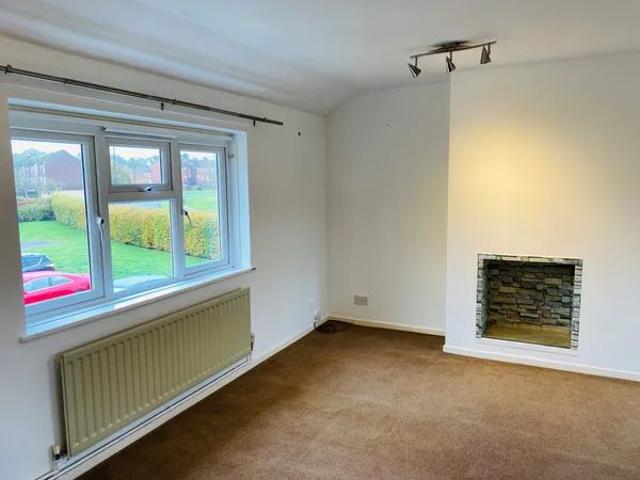 Bewbush 1 bedroom maisonette to rent