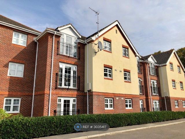 Bewick Gardens, Chichester PO19, 2 bed flat to rent, £1,350 pcm | PrimeLocation