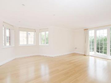 Bewley Street, Wimbledon, London, SW19 2 bed flat to rent £2,750 pcm £635 pw