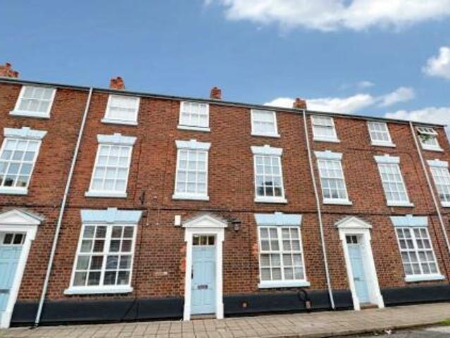 Bewsey Street, Warrington WA2 2 bed apartment to rent £875 pcm £202 pw