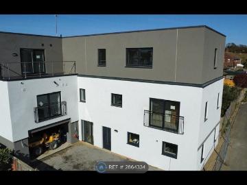 Bexhill On Sea, Bexhill On Sea TN39, 3 bed flat to rent, £1,675 pcm | PrimeLocation