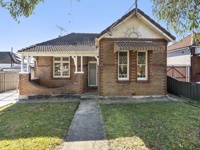 Bexley, 20 Bowood Avenue