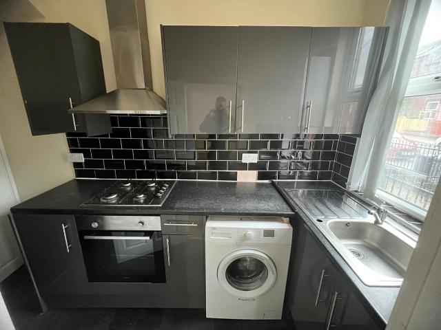 Bexley Terrace LS8, 2 bed flat to rent, £950 pcm | PrimeLocation