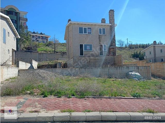 BEYTEPE MURAT ERDİ EKER HASTANESİ YAKINI,İNCEK VADİ EVLERİ'NDE MÜSTAKİL YAPISIZ TRİPLEKS VİLLA