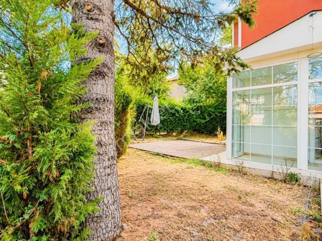 Beytepe Sitede Satılık 4+1 Bahçeli Villa Otoparklı Ebeveyn Banyo