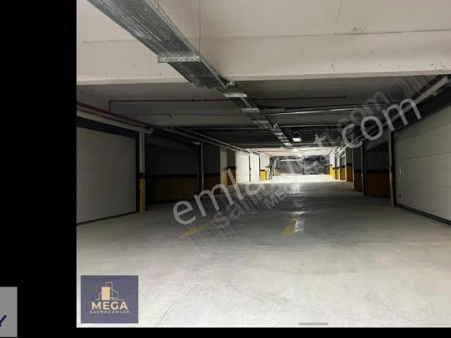 Beytepenin Kalbinde 8+1 Zevkinize Göre Döşeyebileceğiniz Villa