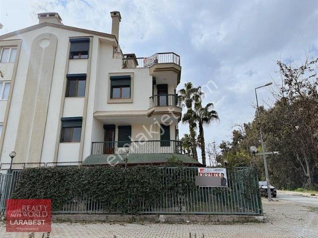 Beytullah Aslan'dan Doğalgazlı 6+1 Villa Müstakil Bahçe Köşe