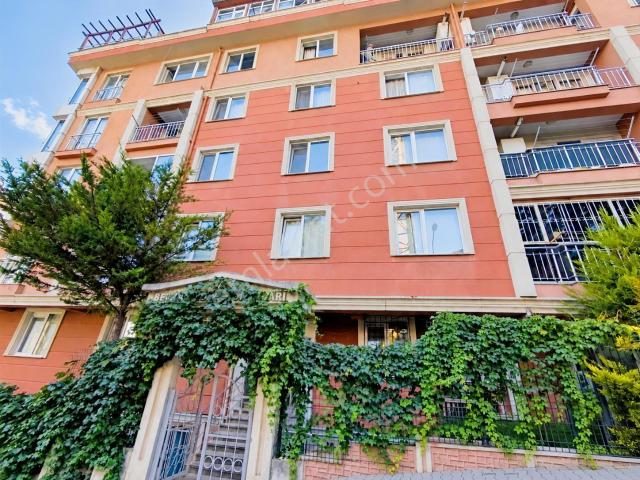 Beyza Aydın Konakları Metrobüse Yakın 3+2 Satılık Dubleks Daire