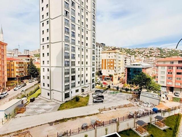 BEYZADEOĞULLARINDAN SİTE İÇERİSİNDE METRO YAKINI SIFIR 1+1 DAİRE