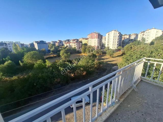 Beyşehir Yeni Mahallesi'nde 2+1 Göl Manzaralı Ferah Daire