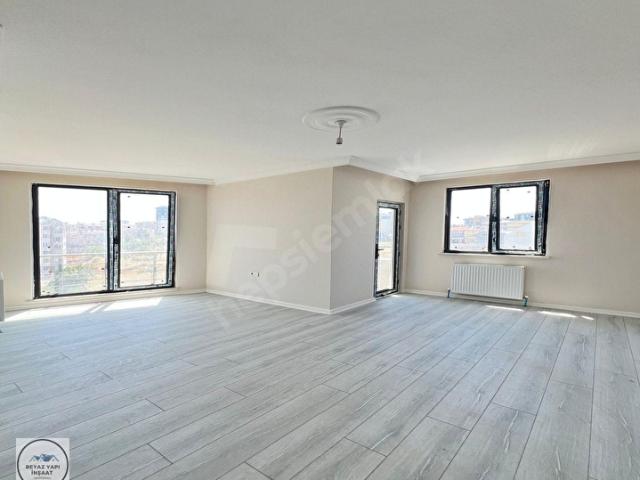 BEYAZ YAPI'DAN EBEVEYN BANYOLU SIFIR FIRSAT 2+1 ARA KAT DAİRE !
