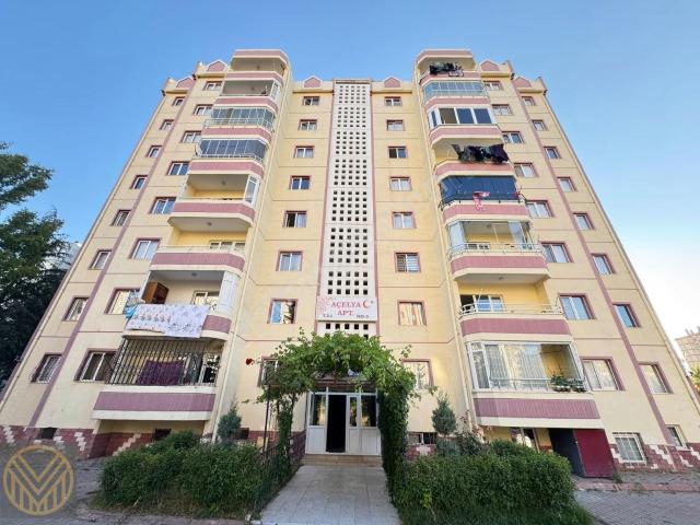 Beyazşehir Mahallesin'de 3+1 Yapılı Süper Konumlu Satılık Daire