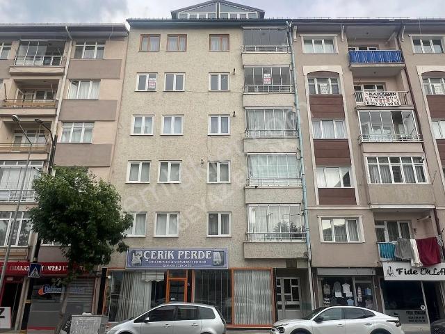 Beyaz Emlak'tan K.burhanettin Mah. 3+1 Asansörlü Kiralık Daire