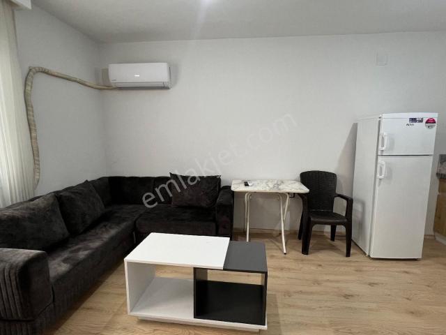 Beyaz Evler Mahallesi Eşyalı Daire 1+1