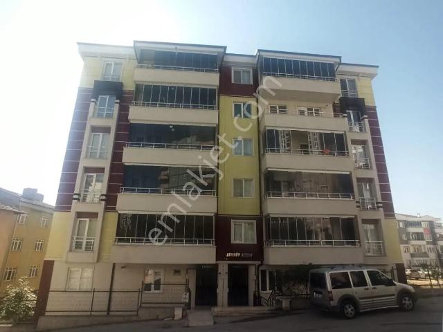 Beyaz Gayrimenkulden Bahçelievlerde Kiralık 1+1 Daire