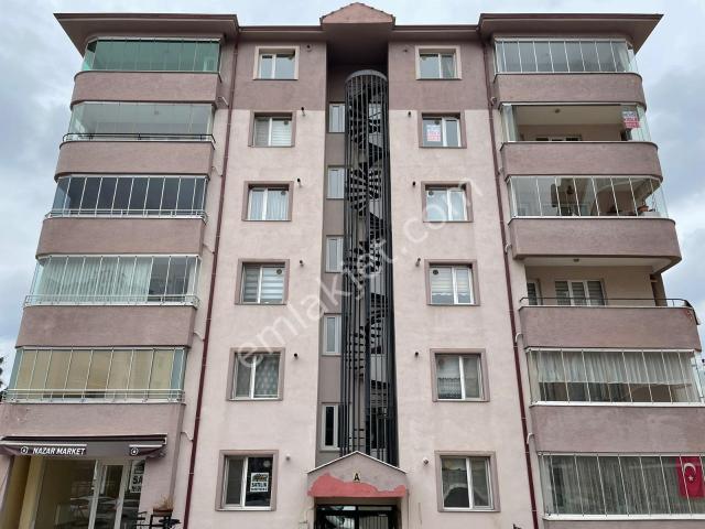 Beyaz Gayrimenkulden Beşyüzevler Sitesinde Kiralık 3+1 Daire