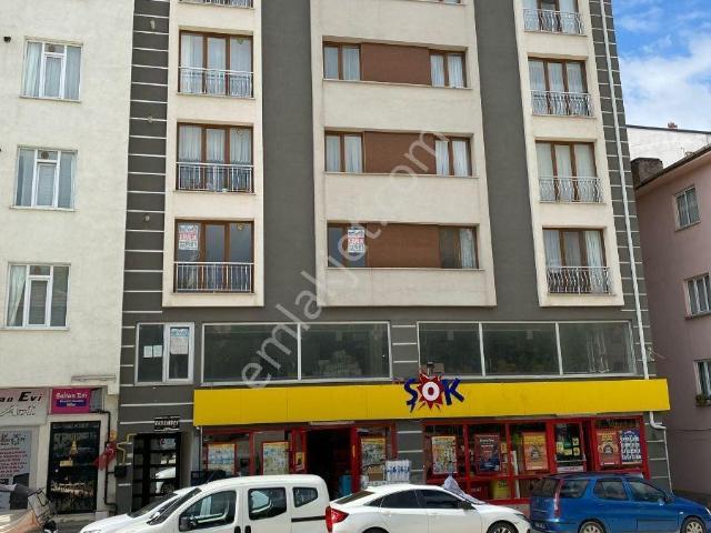 Beyaz Gayrimenkulden Cumhuriyet'te Kiralık 2+1 Daire