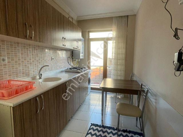 Beyaz Gayrimenkulden Merkez Gazipaşa'da Bakımlı Eşyalı 1+1 Daire
