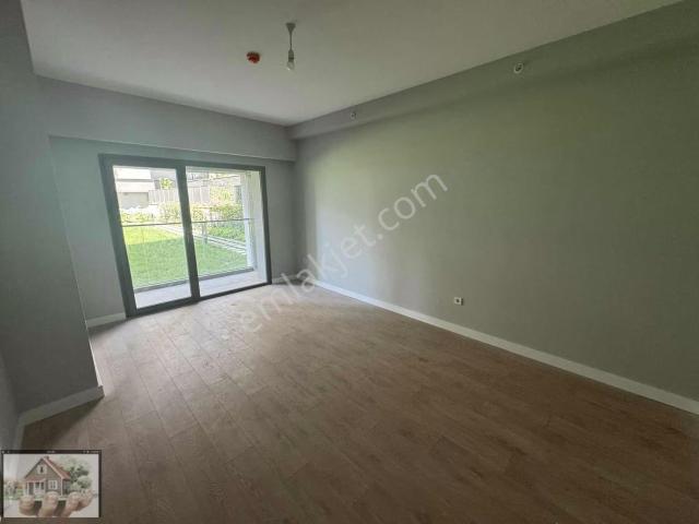 Beyaz Saray'dan 16.etapta 2+1 Kapalı Mutfak Balkonlu Kiralık