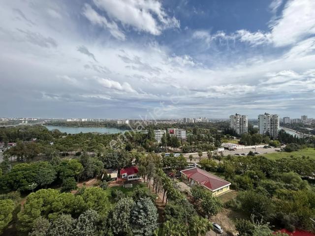 Beyazevler'de 3+1 165 M2 Doğalgaz/klima/kap.mutfak Kiralık Daire