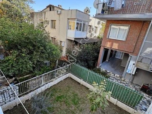 Beyazevler'de Arsa Fiyatına 3 Katlı Satılık Komple Bina