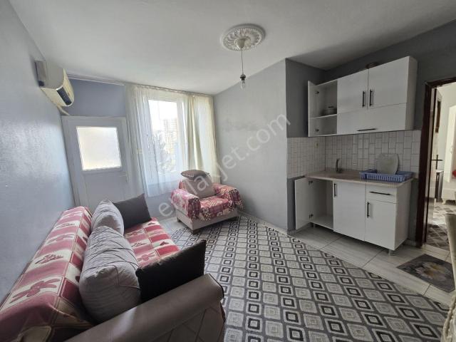 Beyazevlerde Balkonlu Full Eşyalı 1+1 Kaçmaz Daire️