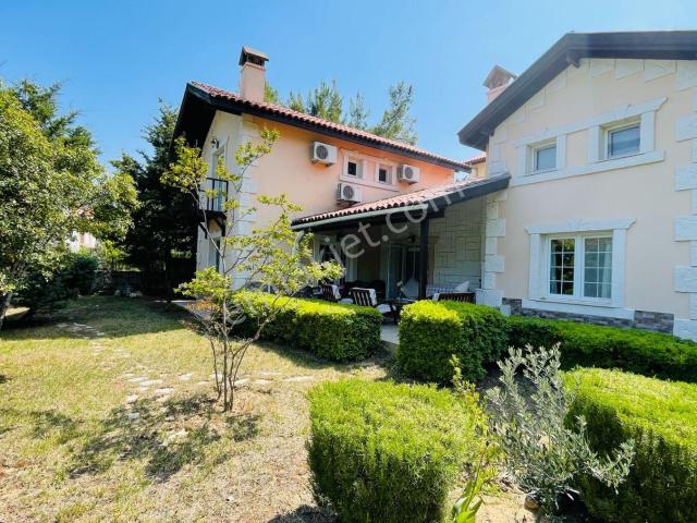 Beycik'te Eşsiz Konumda Mobilyalı Kiralık Müstakil Villa