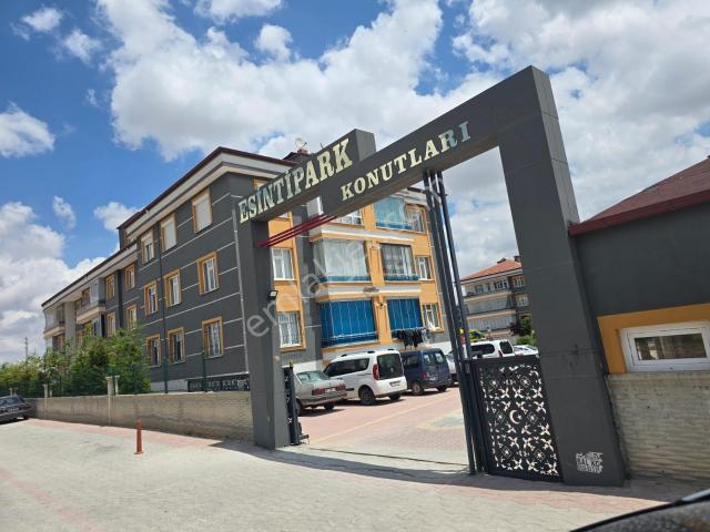 Beyhekim Caddesi Yakını Satılık 3+1 Arakat Daire