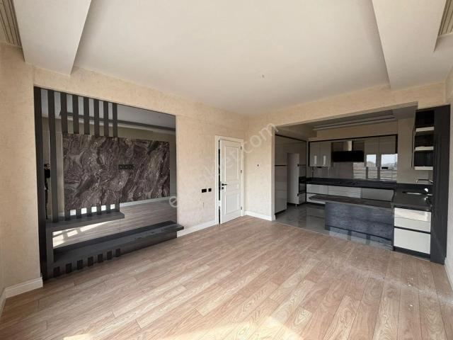 Beyhekim Caddesine Cephe Nazende Konatları Satılık 4+1 Ara Kat 3 Cepheli Ultra Lüks Sıfır Daire