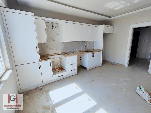 Beykent Mah'de Ana Cadde Üzeri Site İçi Satılık 3+1 Daire